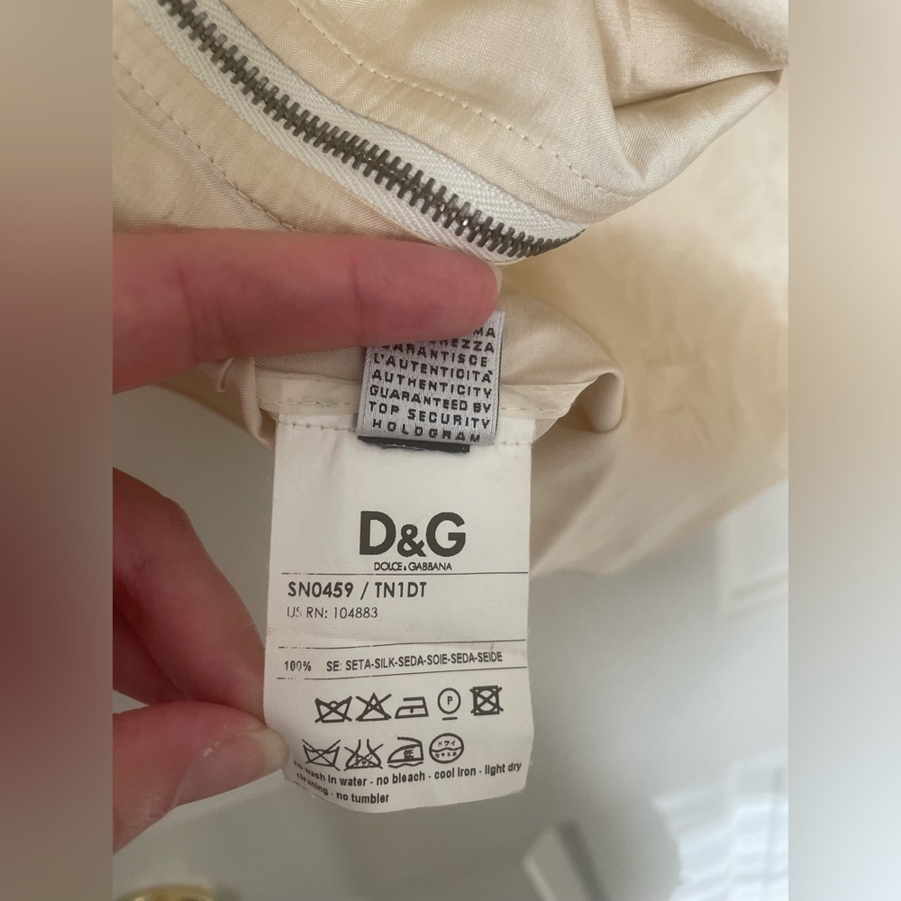 Dolce & Gabbana cream 100% silk blouse 38 - Picture 12 of 12